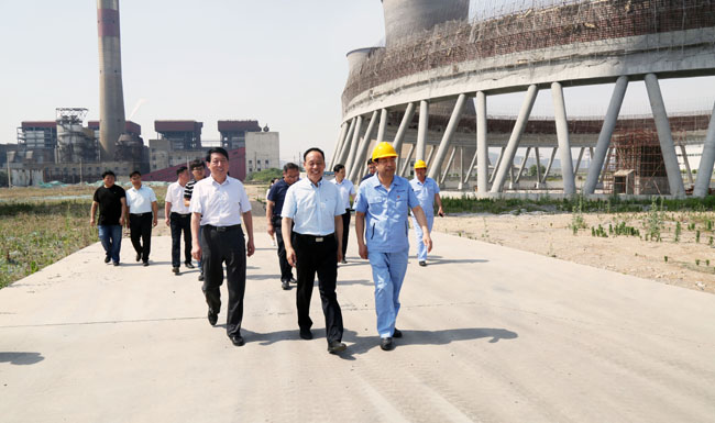洛陽市政協(xié)黨組副書記、副主席張世敏到萬基?2×60萬千瓦機組工地調研