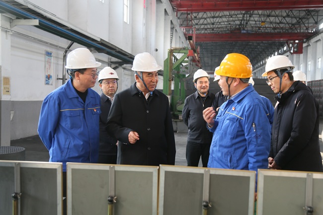 青海省委常委、海東市委書記烏拉孜別克·熱蘇力汗一行到萬基控股集團(tuán)調(diào)研