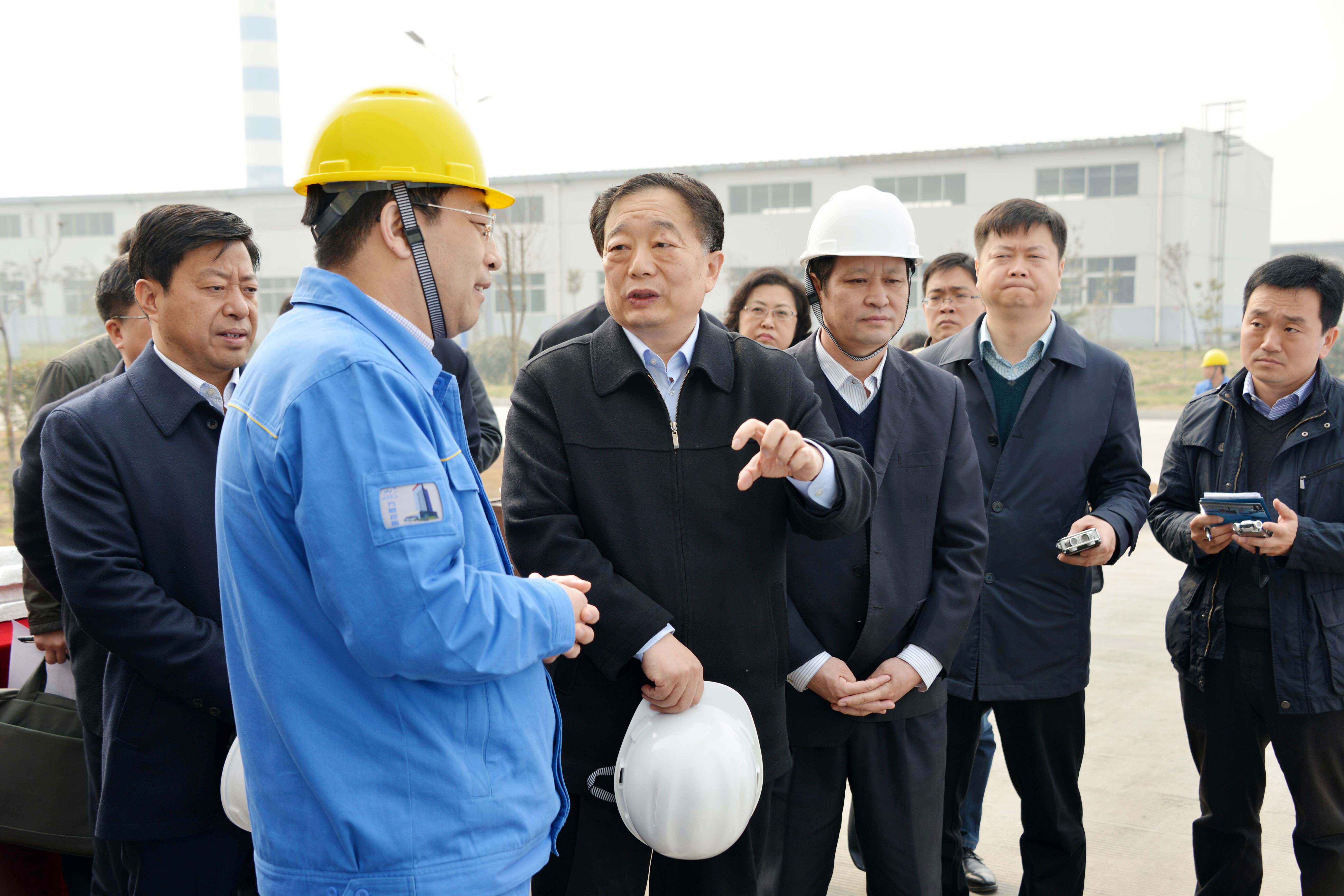 副省長(zhǎng)、市委書(shū)記李亞到萬(wàn)基控股集團(tuán)調(diào)研